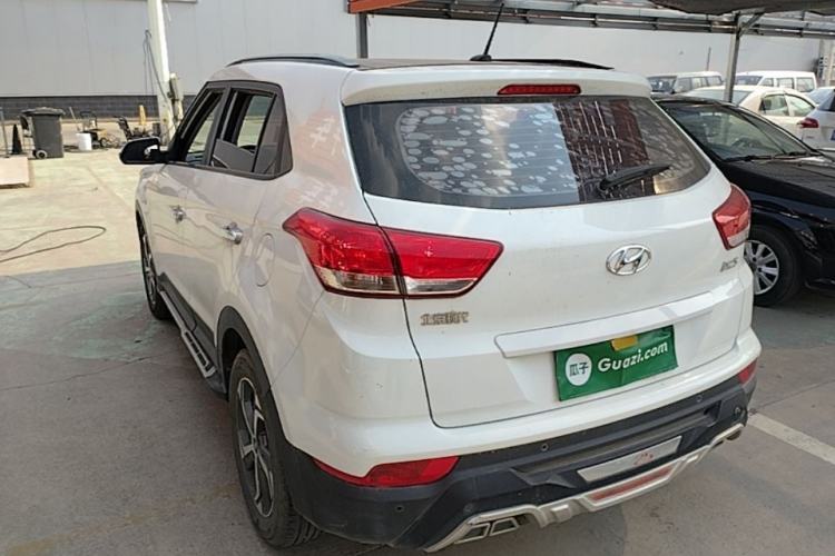 Used Hyundai ix25 2017 1.6L Automatic Smart Version Exterior 2