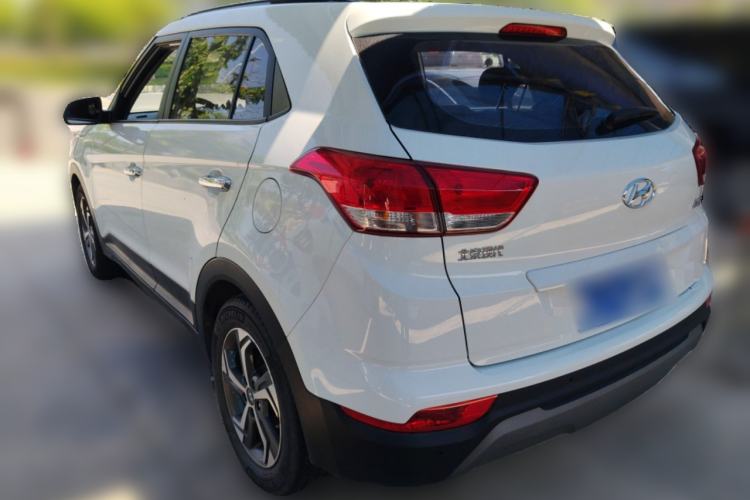 Used Hyundai ix25 2017 1.6L Automatic Smart Version Exterior 3