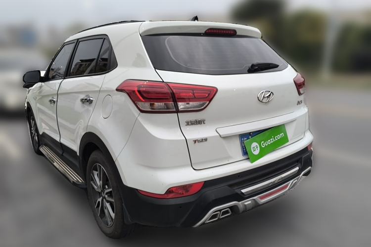 Used Hyundai ix25 2017 1.4T Automatic Smart Version Exterior 3