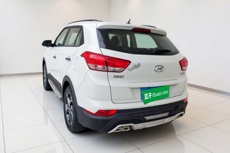 Used Hyundai ix25 2017 1.6L Automatic Smart Version Exterior 3