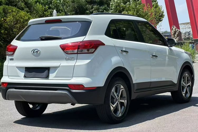 Used Hyundai ix25 2017 1.6L Automatic Smart Version Exterior 3
