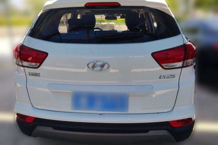 Used Hyundai ix25 2017 1.6L Automatic Smart Version Exterior 4
