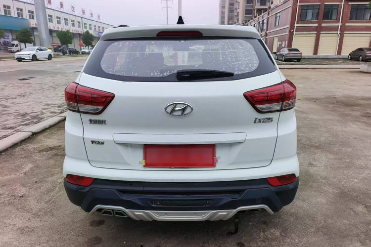 Used Hyundai ix25 2017 1.4T Automatic Smart Version Exterior 4