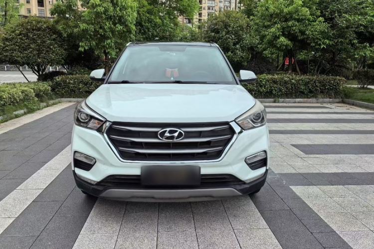 Used Hyundai ix25 2017 1.6L Automatic Smart Version Exterior 4