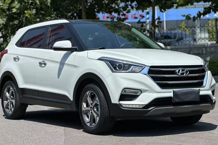Used Hyundai ix25 2017 1.6L Automatic Smart Version Exterior 4