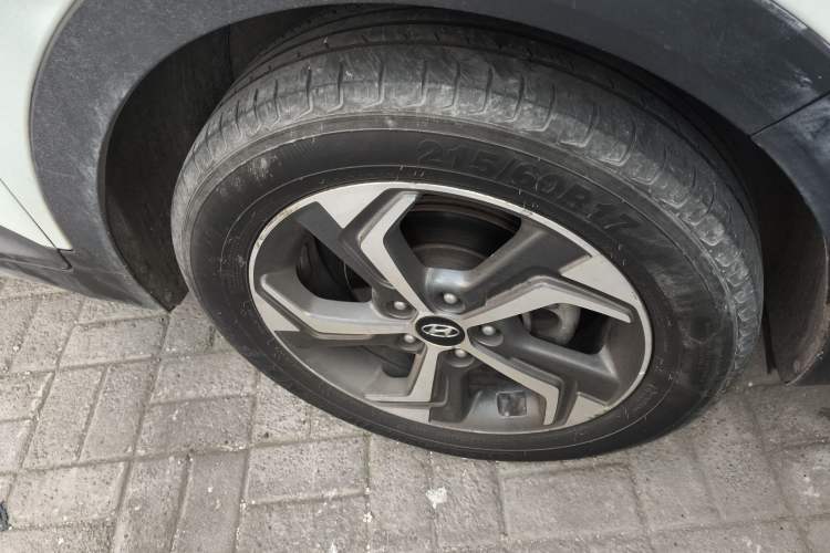 Used Hyundai ix25 2017 1.6L Automatic Smart Version Exterior 4