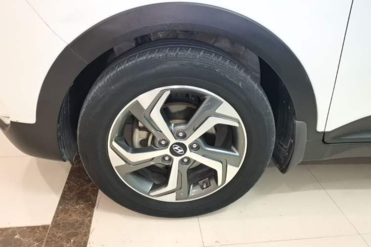 Used Hyundai ix25 2017 1.6L Automatic Smart Version Exterior 4