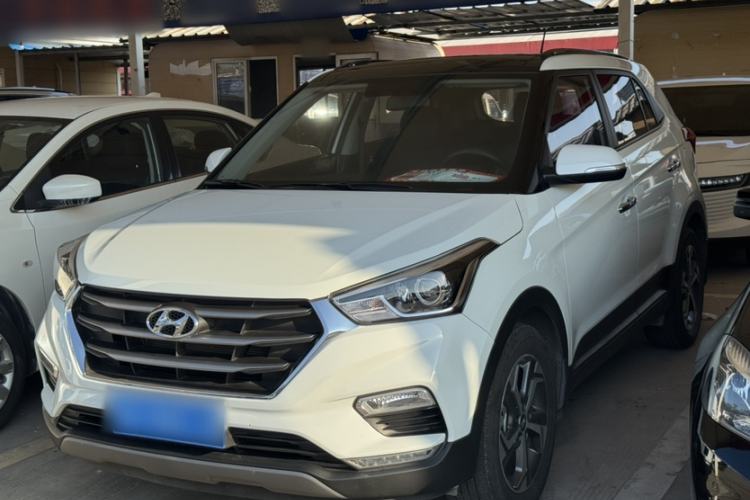Used Hyundai ix25 2017 1.6L Automatic Smart Version Exterior 4