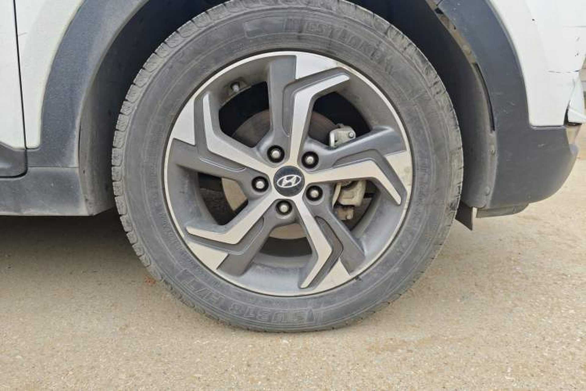 Used Hyundai ix25 2017 1.6L Automatic Smart Version Exterior 4