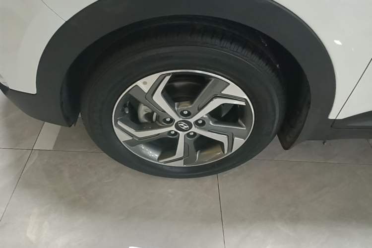 Used Hyundai ix25 2017 1.6L Automatic Smart Version Exterior 4