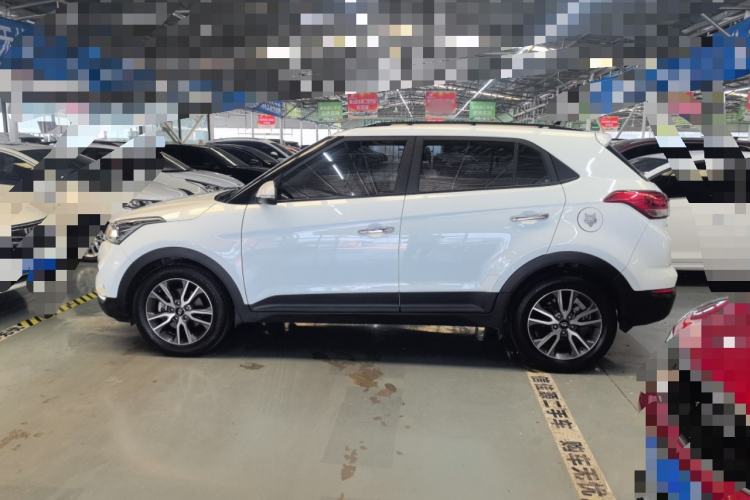 Used Hyundai ix25 2017 1.4T Automatic Smart Version Exterior 5