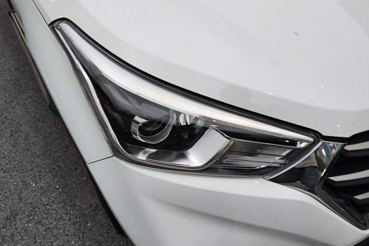 Used Hyundai ix25 2017 1.4T Automatic Smart Version Exterior 6
