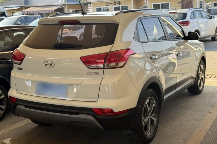 Used Hyundai ix25 2017 1.6L Automatic Smart Version Exterior 6