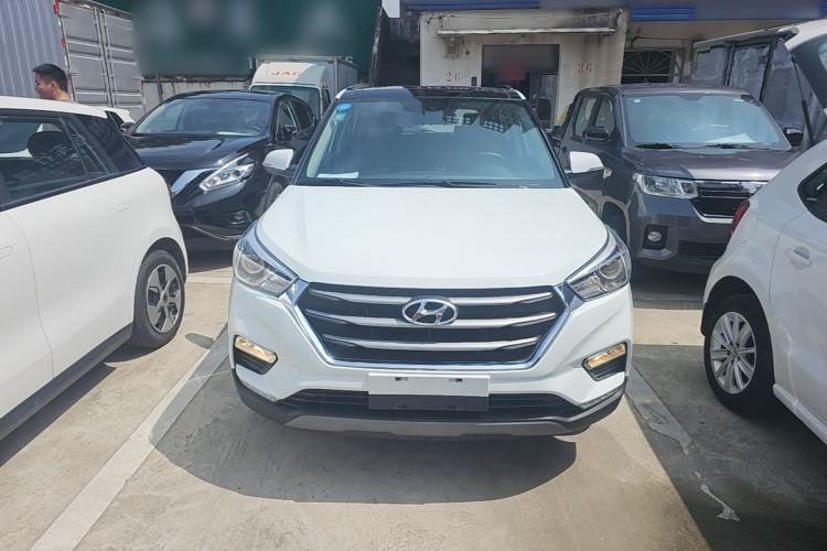 Used Hyundai ix25 2017 1.6L Automatic Smart Version Front