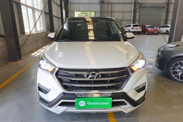 Used Hyundai ix25 2017 1.6L Automatic Smart Version Front