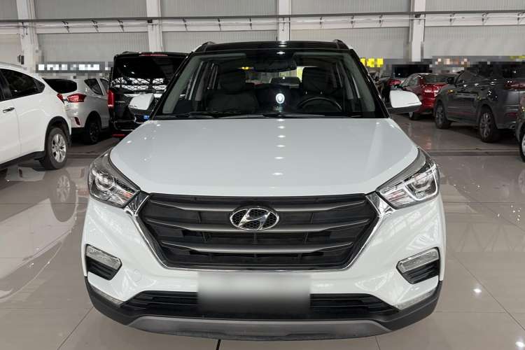 Used Hyundai ix25 2017 1.6L Automatic Smart Version Front
