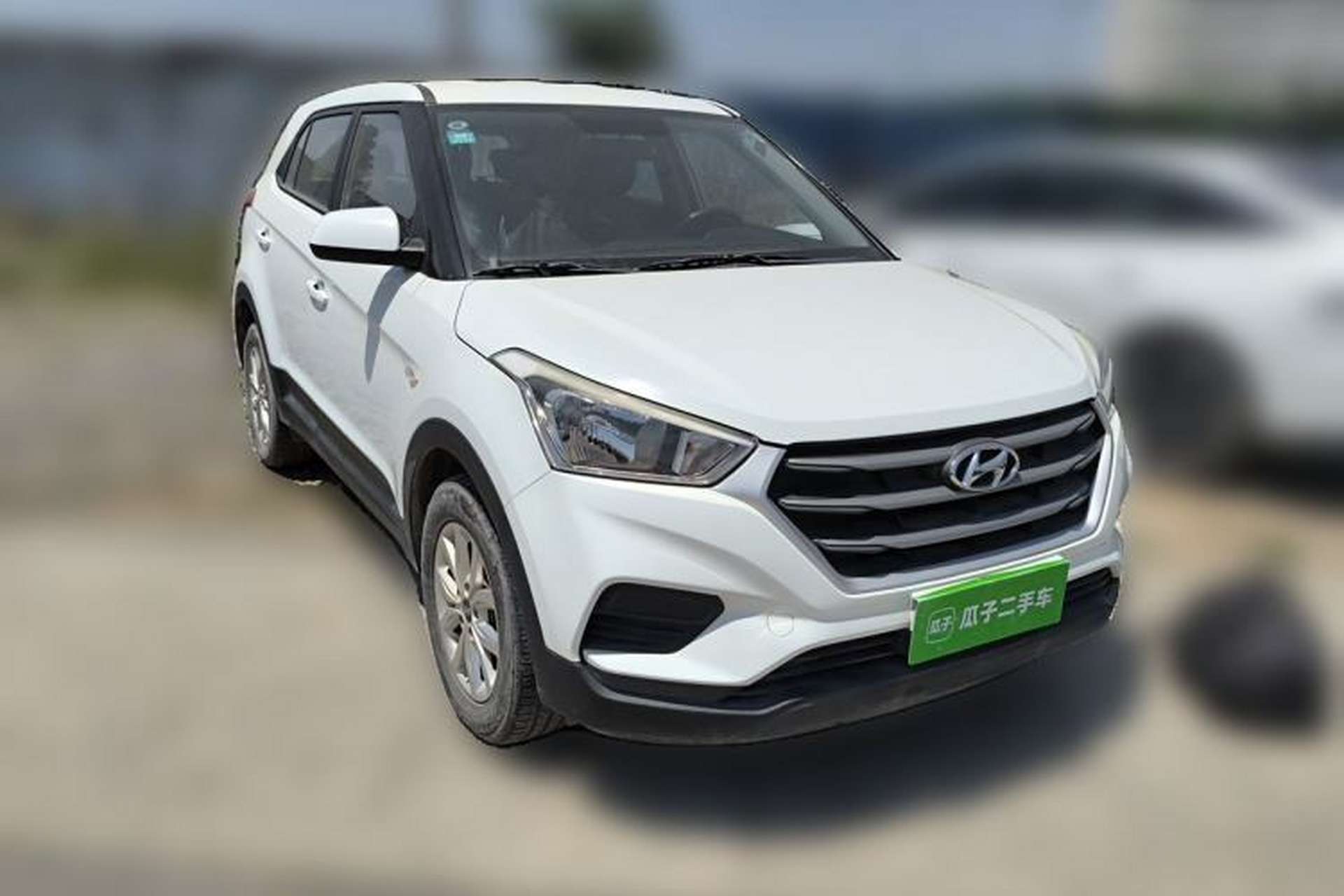 Used Hyundai ix25 2017 1.6L Manual Fashion Model Front Right 45 Deg