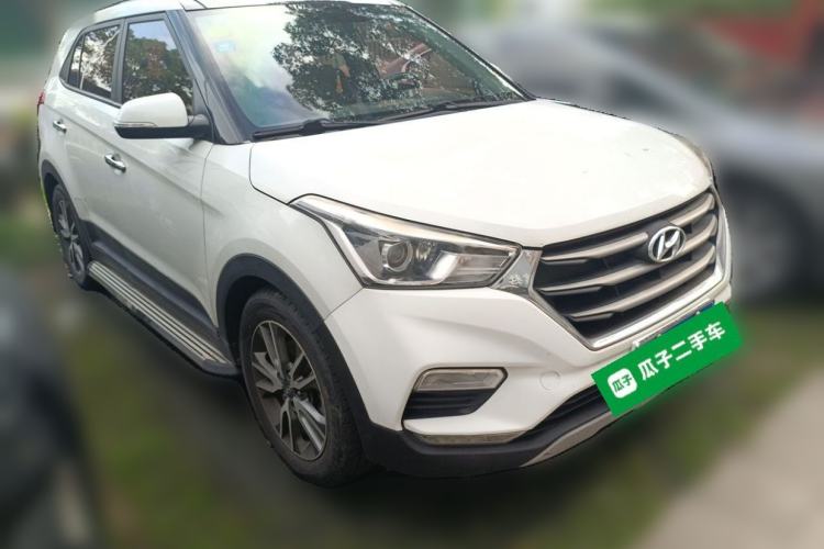 Used Hyundai ix25 2017 1.4T Automatic Smart Version Front Right 45 Deg