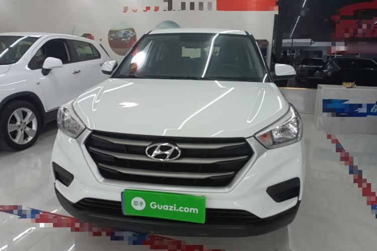 Used Hyundai ix25 2017 1.6L Manual Fashion Model Front