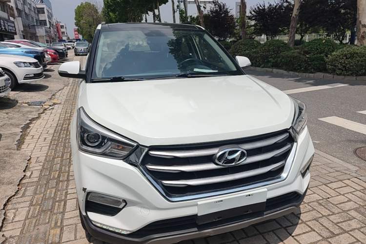 Used Hyundai ix25 2017 1.6L Automatic Smart Version Front