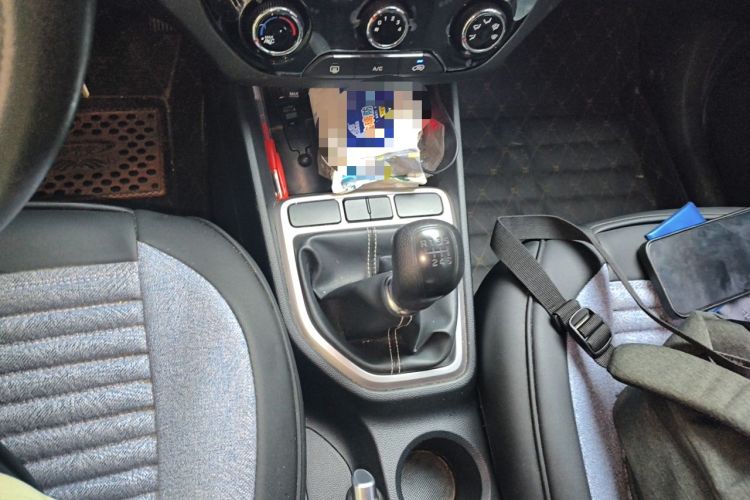 Used Hyundai ix25 2017 1.6L Manual Fashion Model Gear Lever