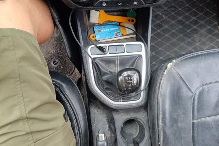 Used Hyundai ix25 2017 1.6L Manual Fashion Model Gear Lever