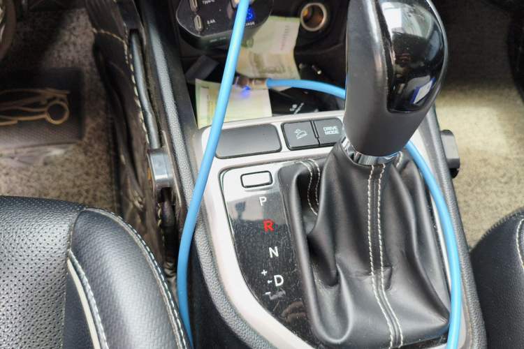 Used Hyundai ix25 2017 1.6L Automatic Smart Version Gear Lever