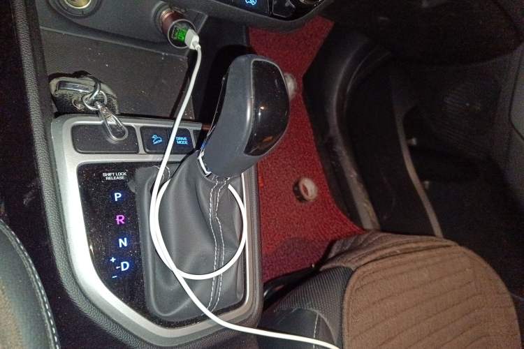Used Hyundai ix25 2017 1.6L Automatic Smart Version Gear Lever