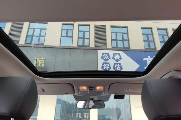 Used Hyundai ix25 2017 1.4T Automatic Smart Version Headliner