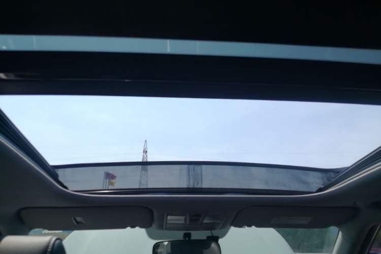 Used Hyundai ix25 2017 1.6L Automatic Smart Version Headliner