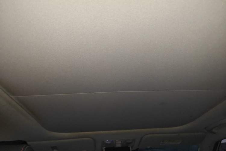 Used Hyundai ix25 2017 1.6L Automatic Smart Version Headliner