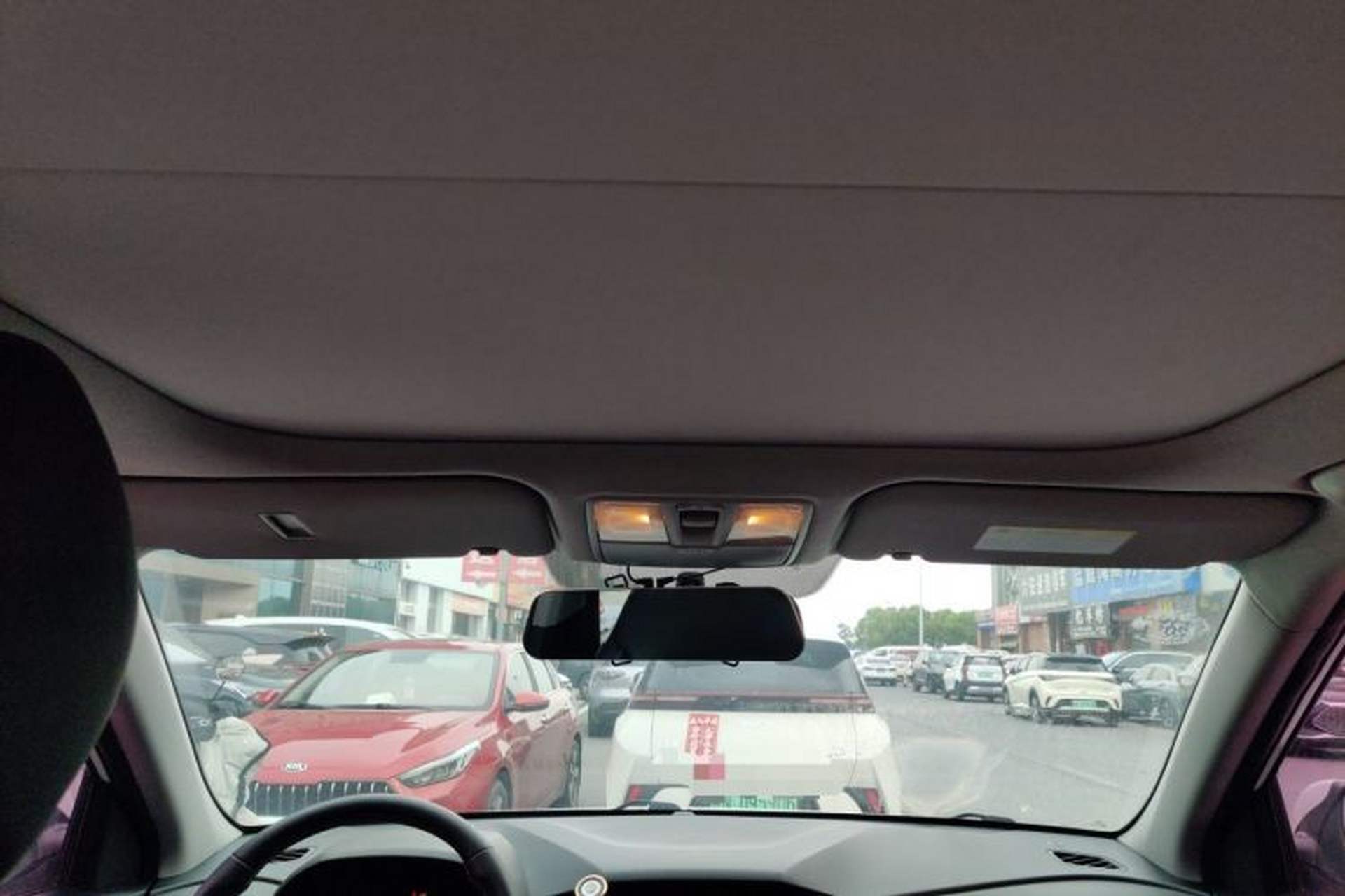 Used Hyundai ix25 2017 1.6L Automatic Smart Version Headliner