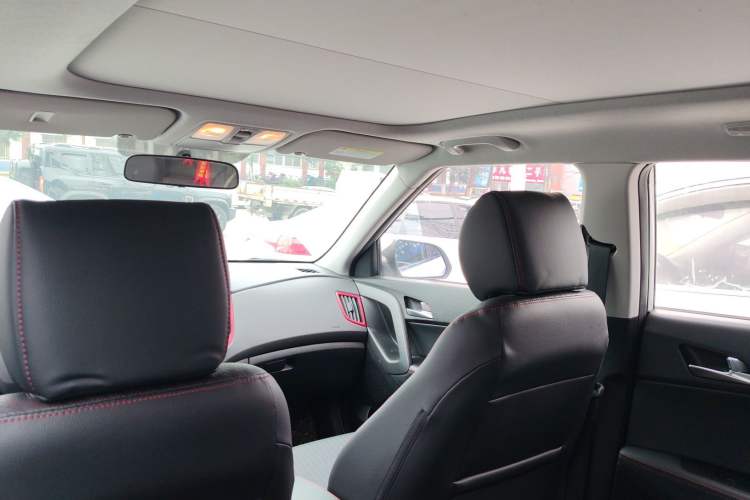 Used Hyundai ix25 2017 1.4T Automatic Smart Version Headliner