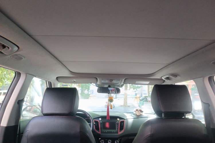 Used Hyundai ix25 2017 1.4T Automatic Smart Version Headliner