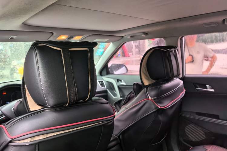 Used Hyundai ix25 2017 1.6L Automatic Smart Version Headliner
