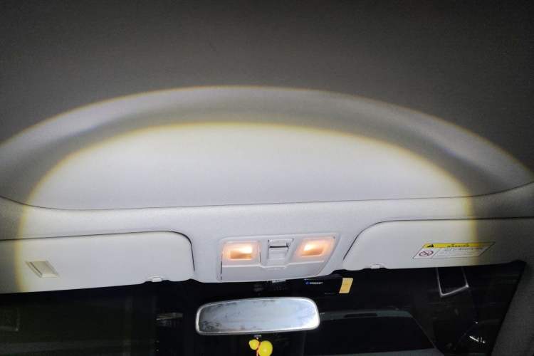 Used Hyundai ix25 2017 1.6L Automatic Smart Version Headliner