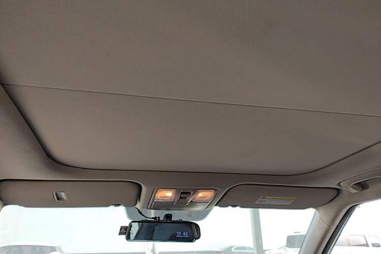 Used Hyundai ix25 2017 1.6L Automatic Smart Version Headliner