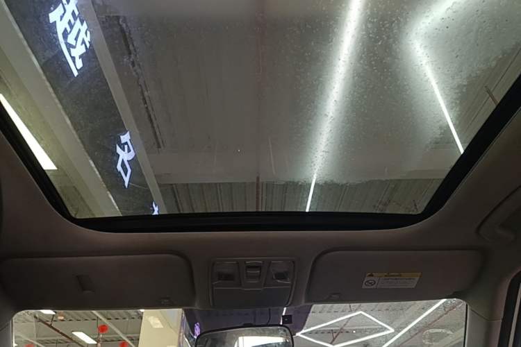 Used Hyundai ix25 2017 1.6L Automatic Smart Version Headliner