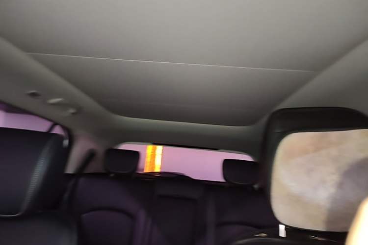 Used Hyundai ix25 2017 1.6L Automatic Smart Version Headliner