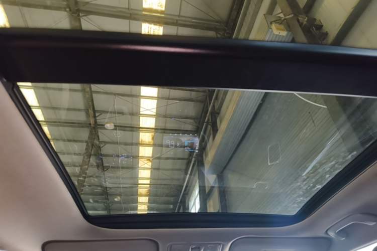 Used Hyundai ix25 2017 1.6L Automatic Smart Version Headliner