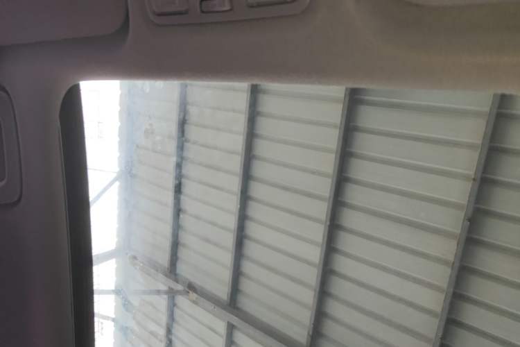 Used Hyundai ix25 2017 1.6L Automatic Smart Version Headliner