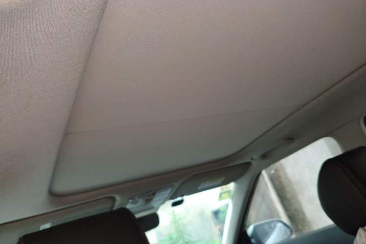 Used Hyundai ix25 2017 1.6L Automatic Smart Version Headliner