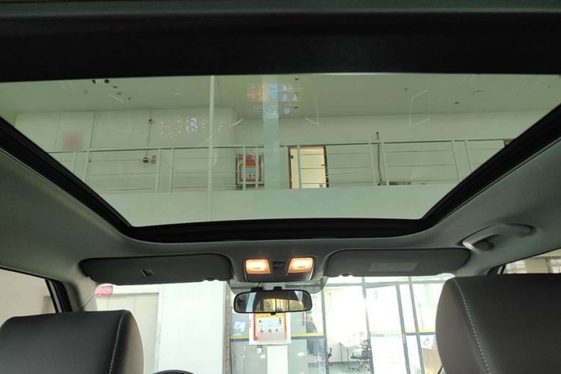 Used Hyundai ix25 2017 1.6L Automatic Smart Version Headliner