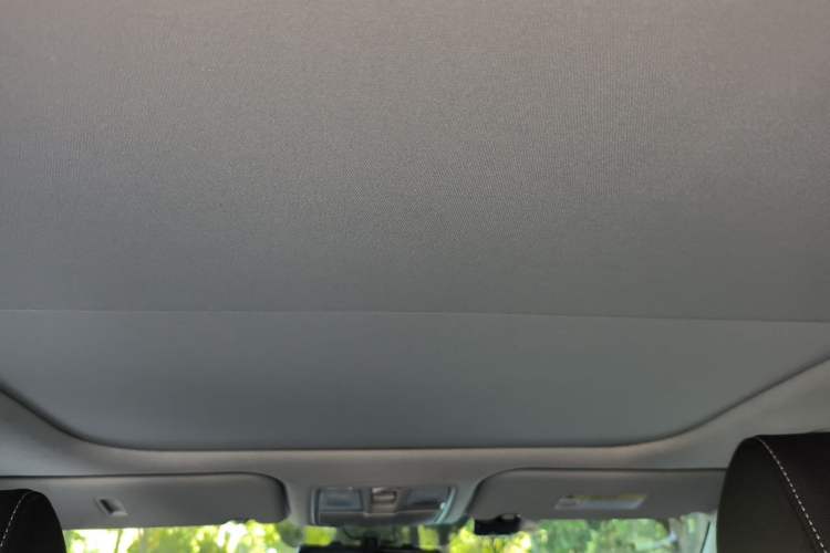 Used Hyundai ix25 2017 1.6L Automatic Smart Version Headliner