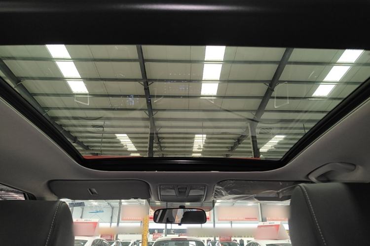 Used Hyundai ix25 2017 1.6L Automatic Smart Version Headliner