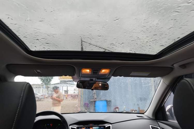 Used Hyundai ix25 2017 1.6L Automatic Smart Version Headliner