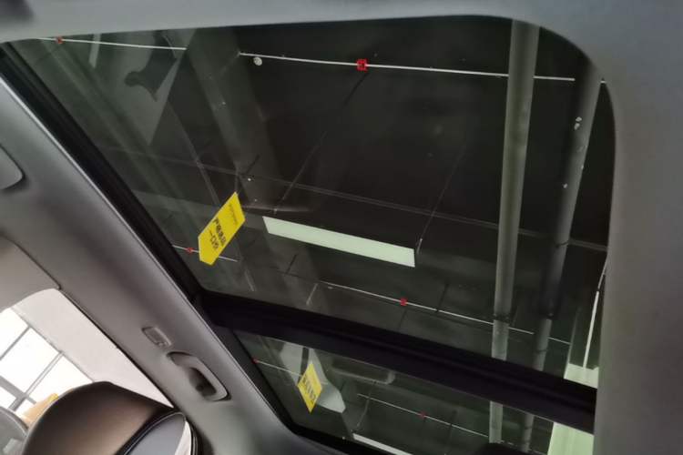 Used Hyundai ix25 2017 1.6L Automatic Smart Version Headliner