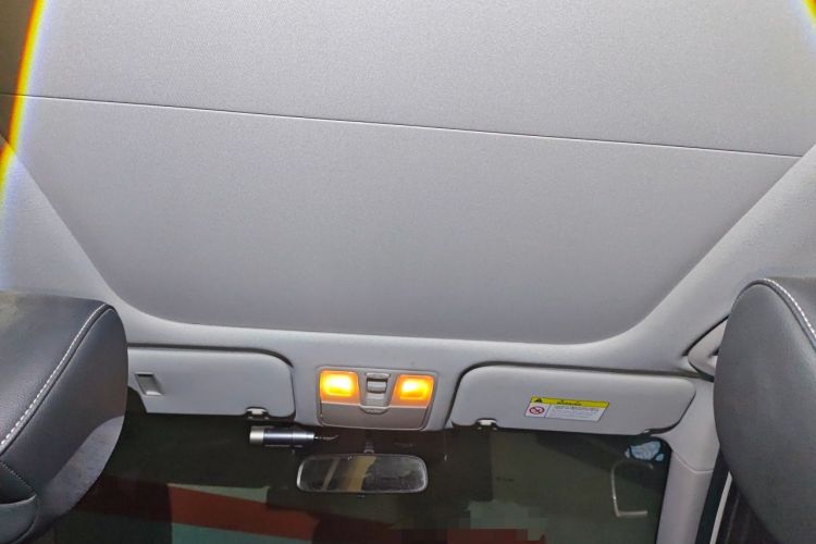 Used Hyundai ix25 2017 1.6L Automatic Smart Version Headliner