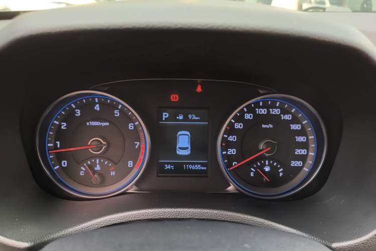 Used Hyundai ix25 2017 1.4T Automatic Smart Version Instrument Cluster
