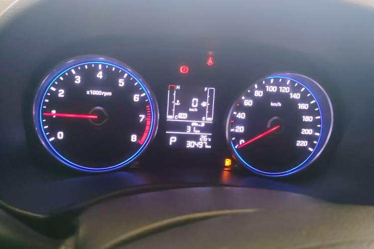 Used Hyundai ix25 2017 1.6L Automatic Smart Version Instrument Cluster